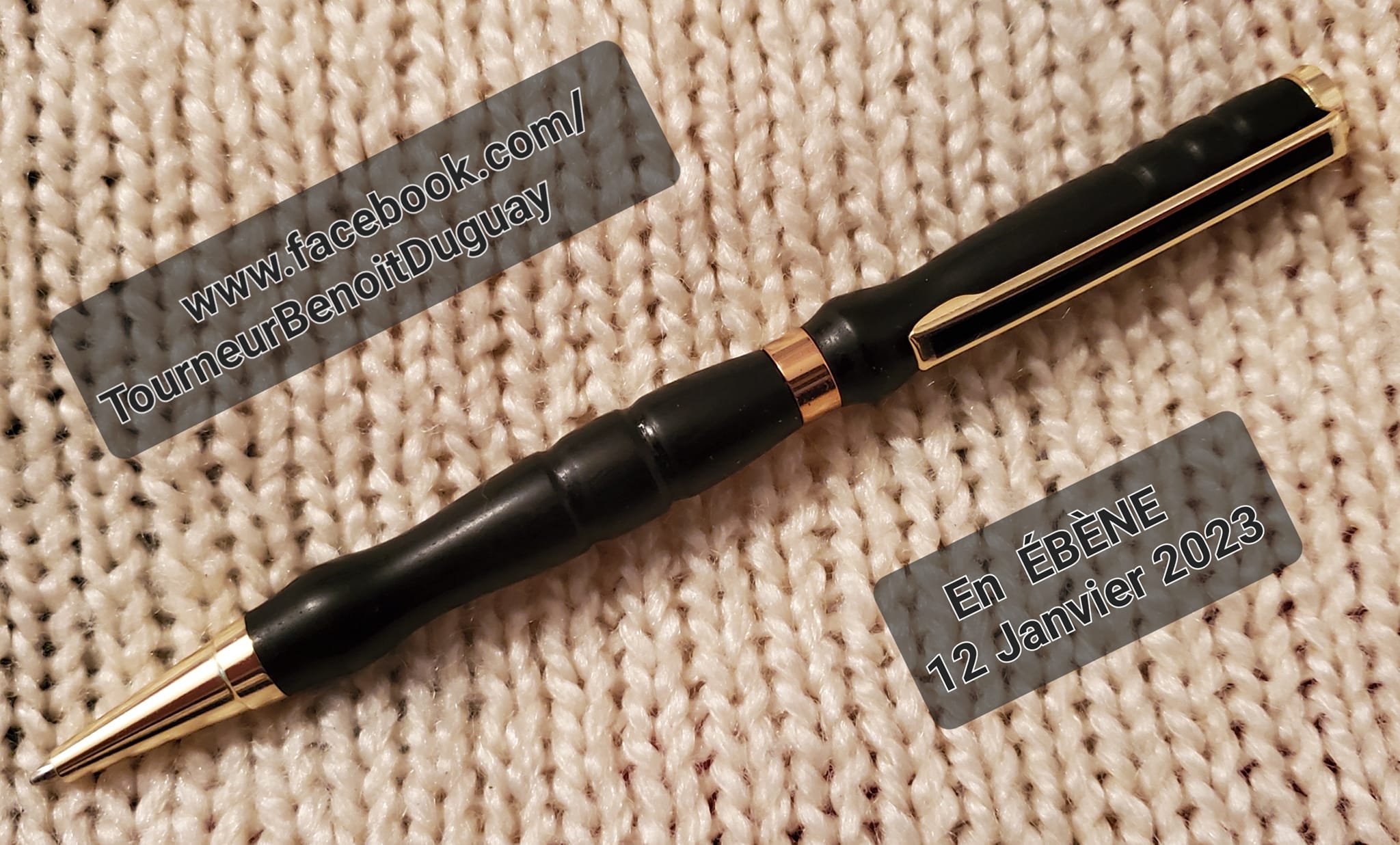 Stylo en ébène — Janvier 2023